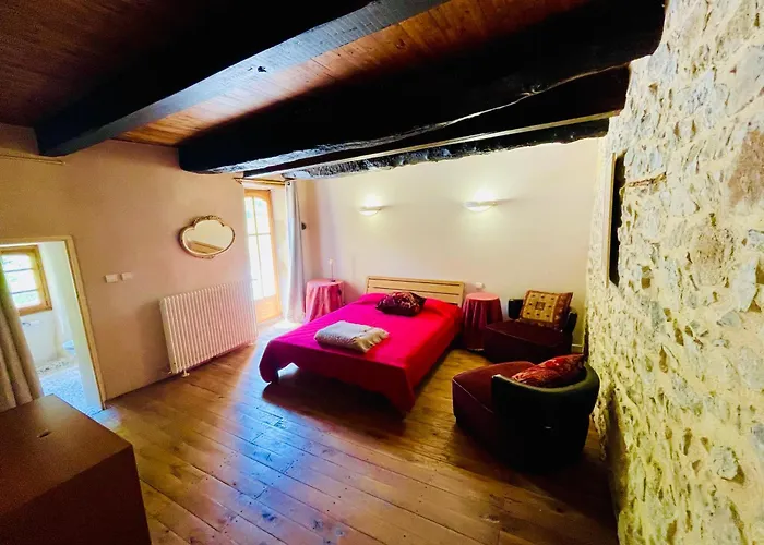 Сasa de vacaciones Domaine Soala *